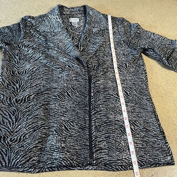 Chico's black and silver metallic tiger print asymmetrical zip front jacket sz 1 - Picture 13 of 16